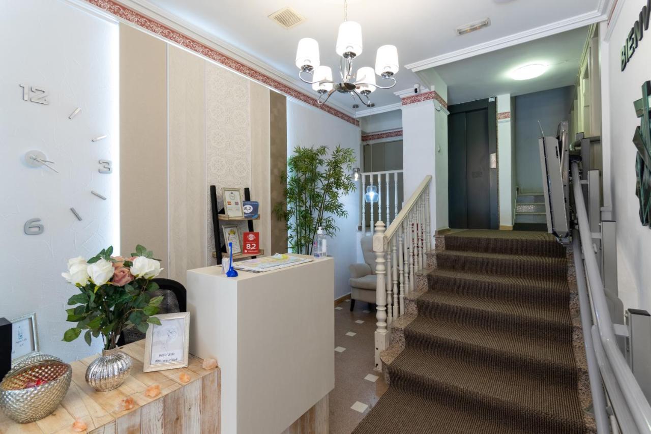 Unique Hotel Apartments Torrevieja Zewnętrze zdjęcie