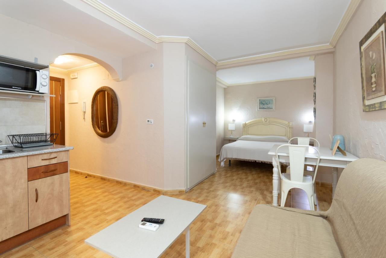 Unique Hotel Apartments Torrevieja Zewnętrze zdjęcie