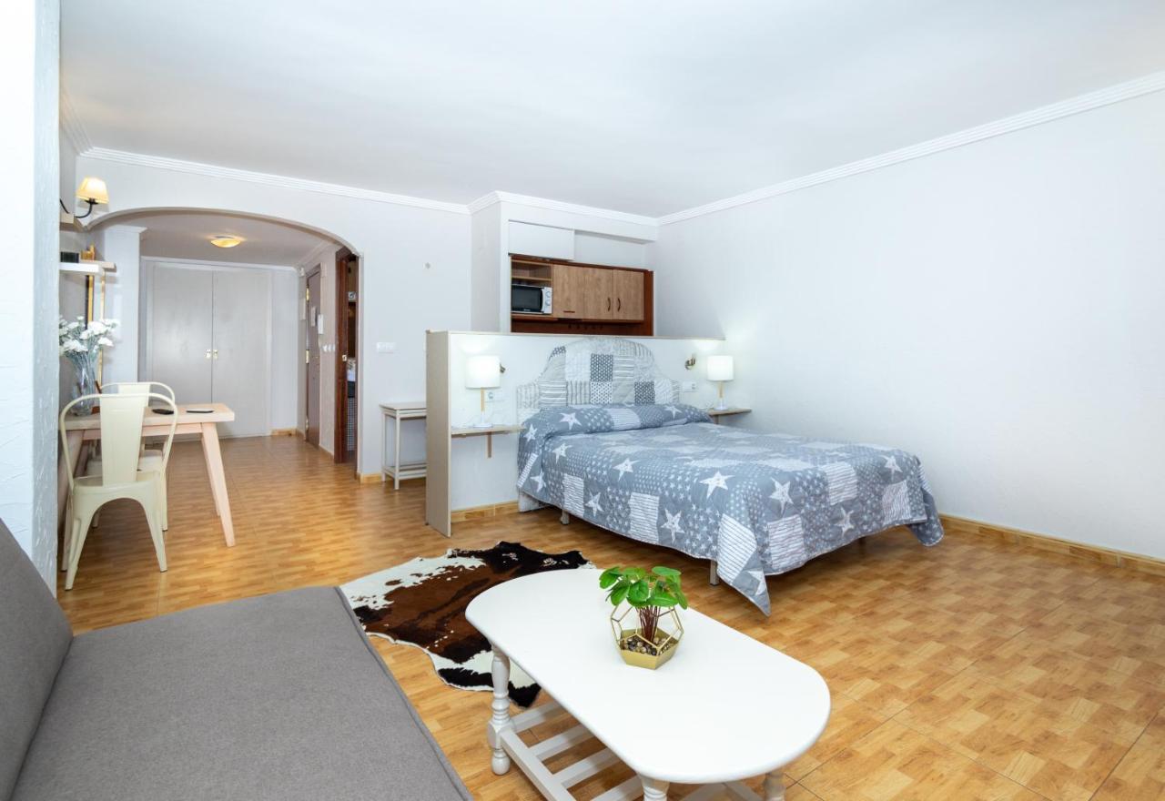 Unique Hotel Apartments Torrevieja Zewnętrze zdjęcie