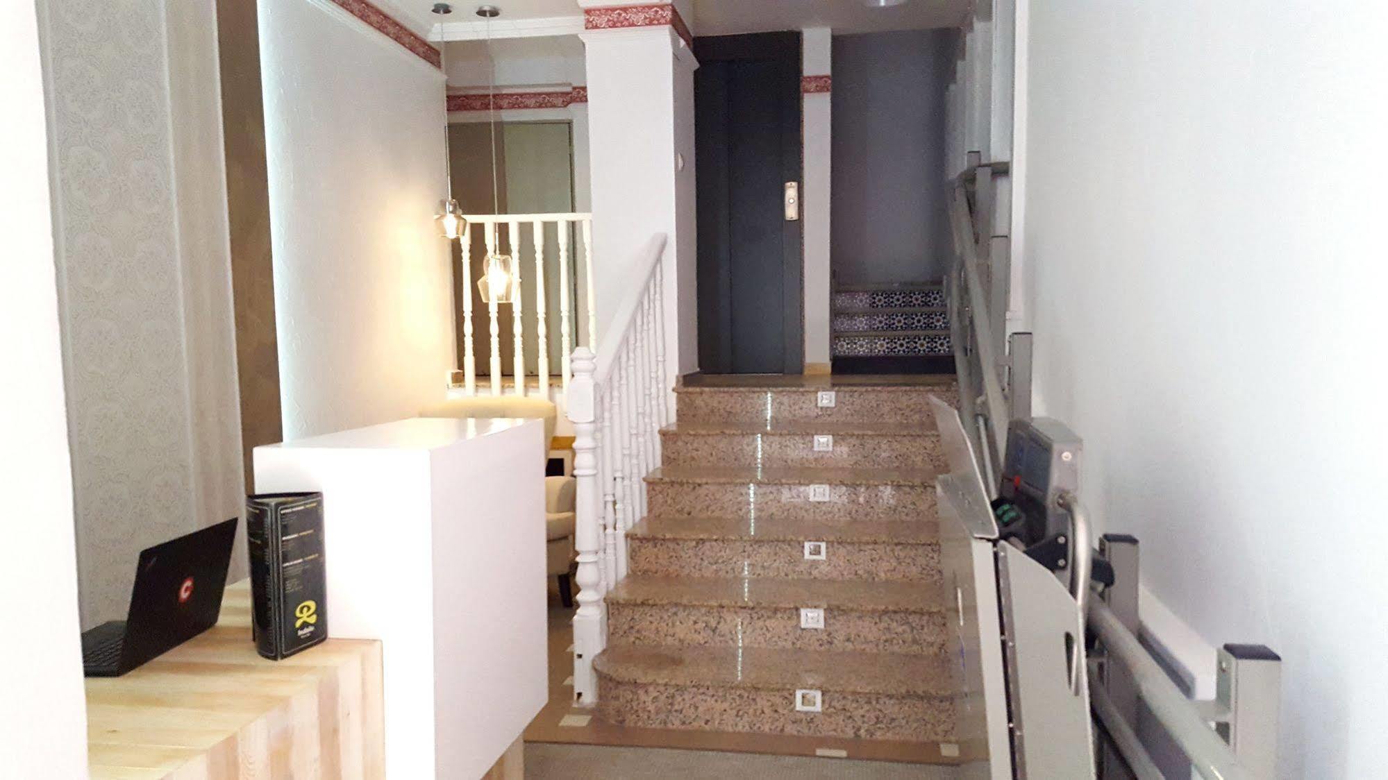 Unique Hotel Apartments Torrevieja Zewnętrze zdjęcie